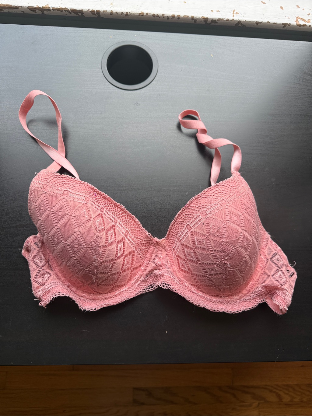 Delicate Pink Lace Push-Up Bra With Support